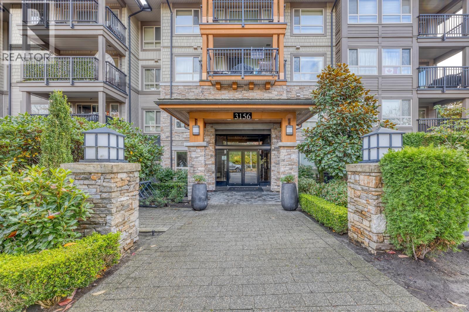 202 3156 Dayanee Springs Boulevard, Coquitlam, British Columbia  V3E 0B7 - Photo 1 - R3061416