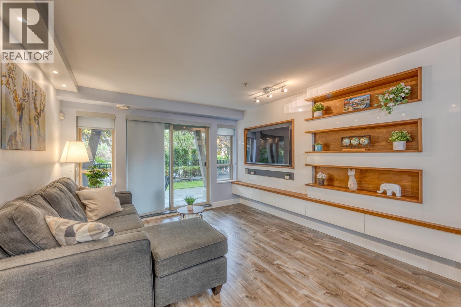 202 3156 Dayanee Springs Boulevard, Coquitlam, British Columbia  V3E 0B7 - Photo 8 - R3061416