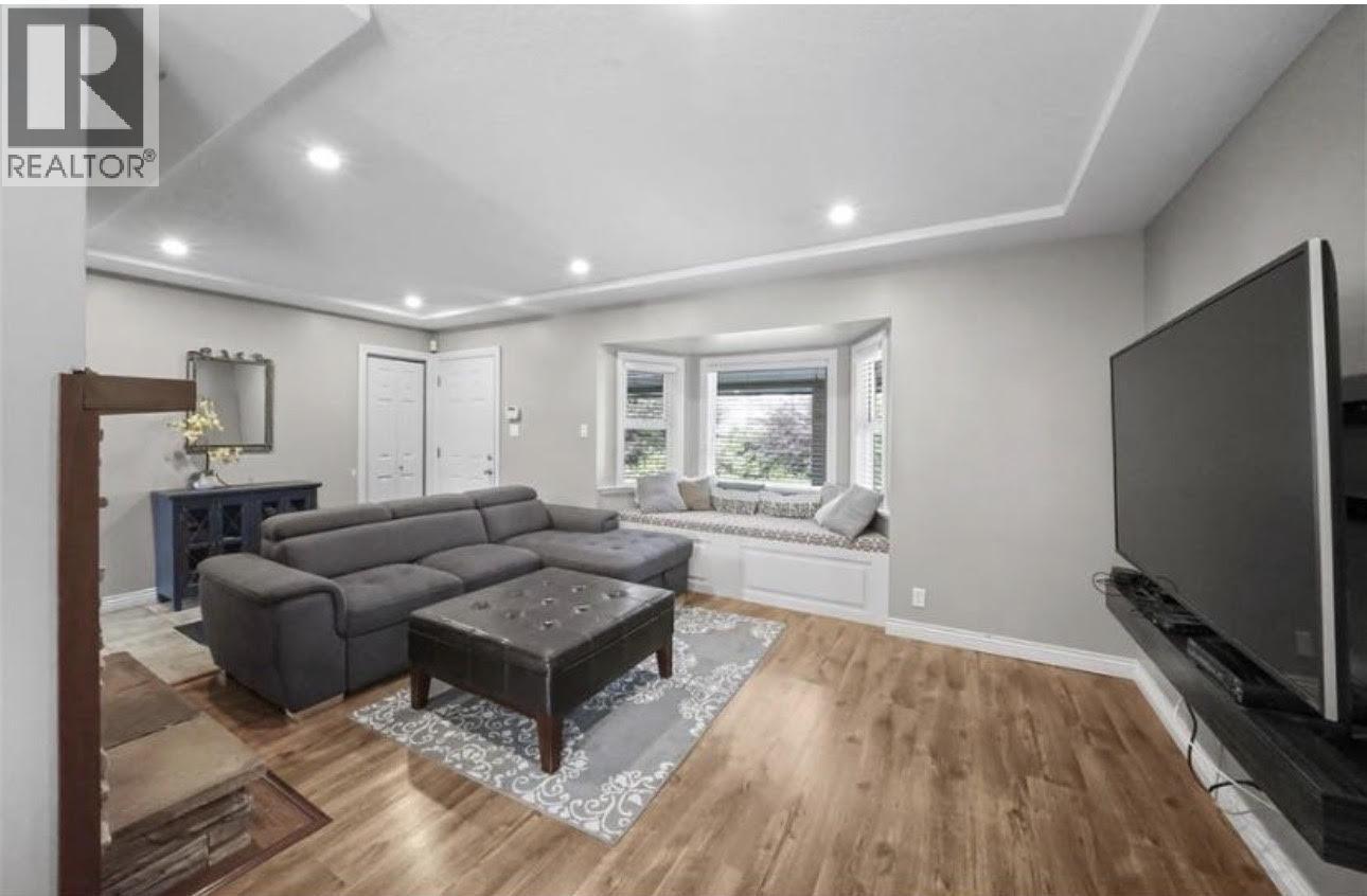 1128 Devon Street, Coquitlam, British Columbia  V3E 3H8 - Photo 16 - R3061405