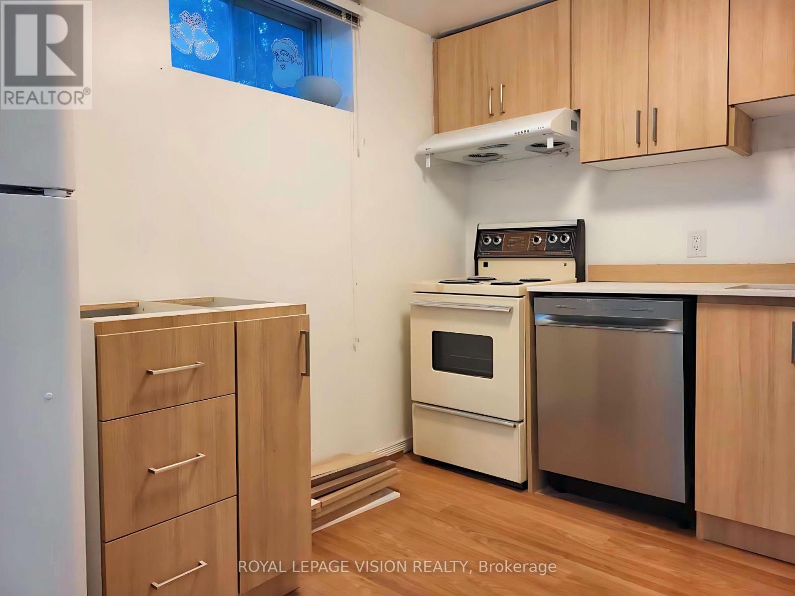 Unknown Address, ,     - Photo 12 - E12477549