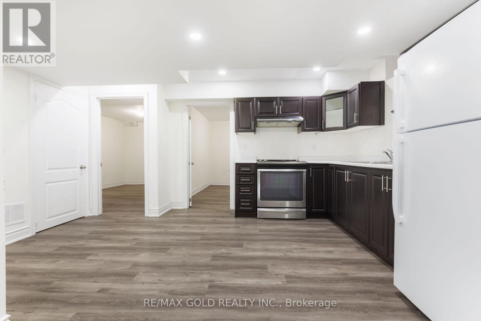 86 Humberstone Crescent, Brampton, Ontario  L7A 4C1 - Photo 46 - W12478903