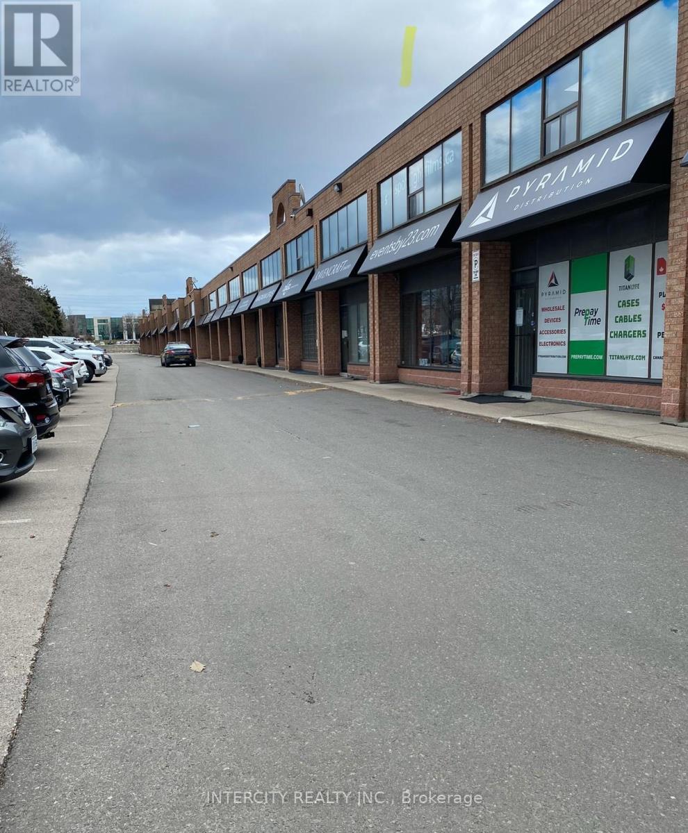 34a - 665 Millway Avenue, Vaughan (Concord), Ontario  L4K 3T8 - Photo 2 - N11951563