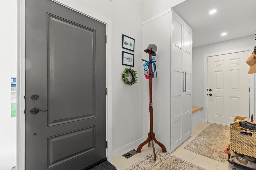 98 Seine River Crossing, Ste Anne, Manitoba  R5H 0A7 - Photo 5 - 202523170