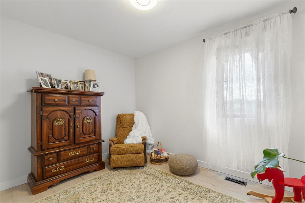 98 Seine River Crossing, Ste Anne, Manitoba  R5H 0A7 - Photo 22 - 202523170