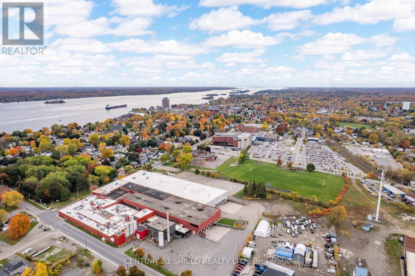 10 Winters Court, Brockville, Ontario  K6V 1T7 - Photo 22 - X12479078