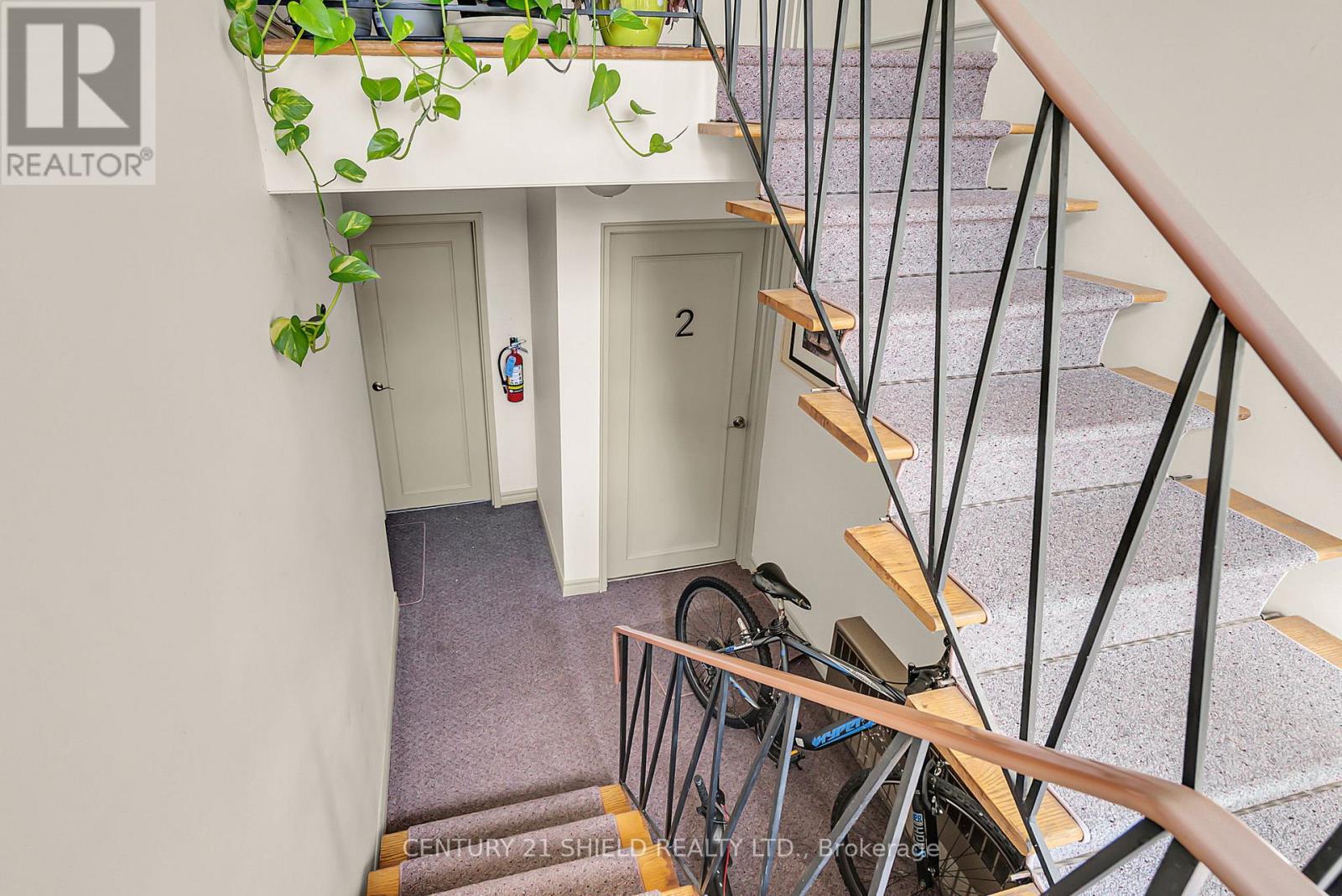 10 Winters Court, Brockville, Ontario  K6V 1T7 - Photo 7 - X12479078