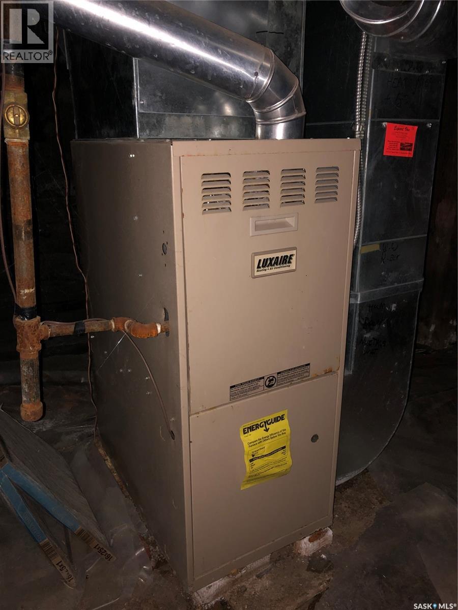 319 Carlyle Street, Arcola, Saskatchewan  S0C 0G0 - Photo 34 - SK998301