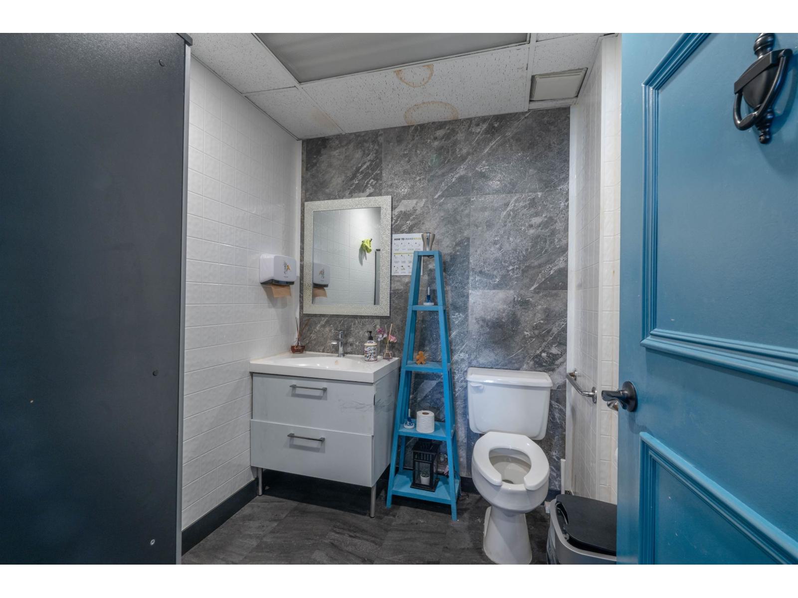 19537 Fraser Highway, Surrey, British Columbia  V3S 6K7 - Photo 14 - C8073273