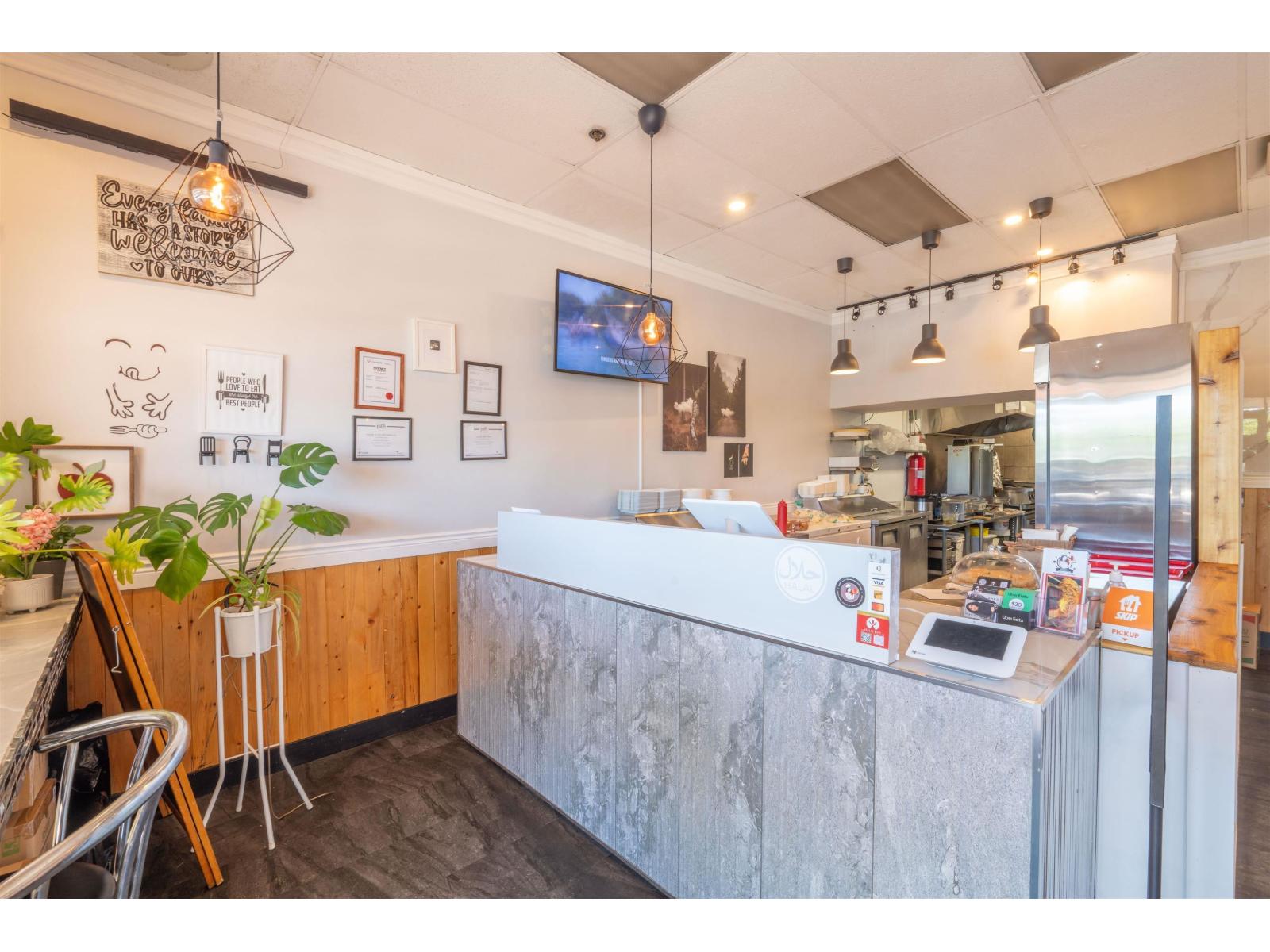 19537 Fraser Highway, Surrey, British Columbia  V3S 6K7 - Photo 4 - C8073273