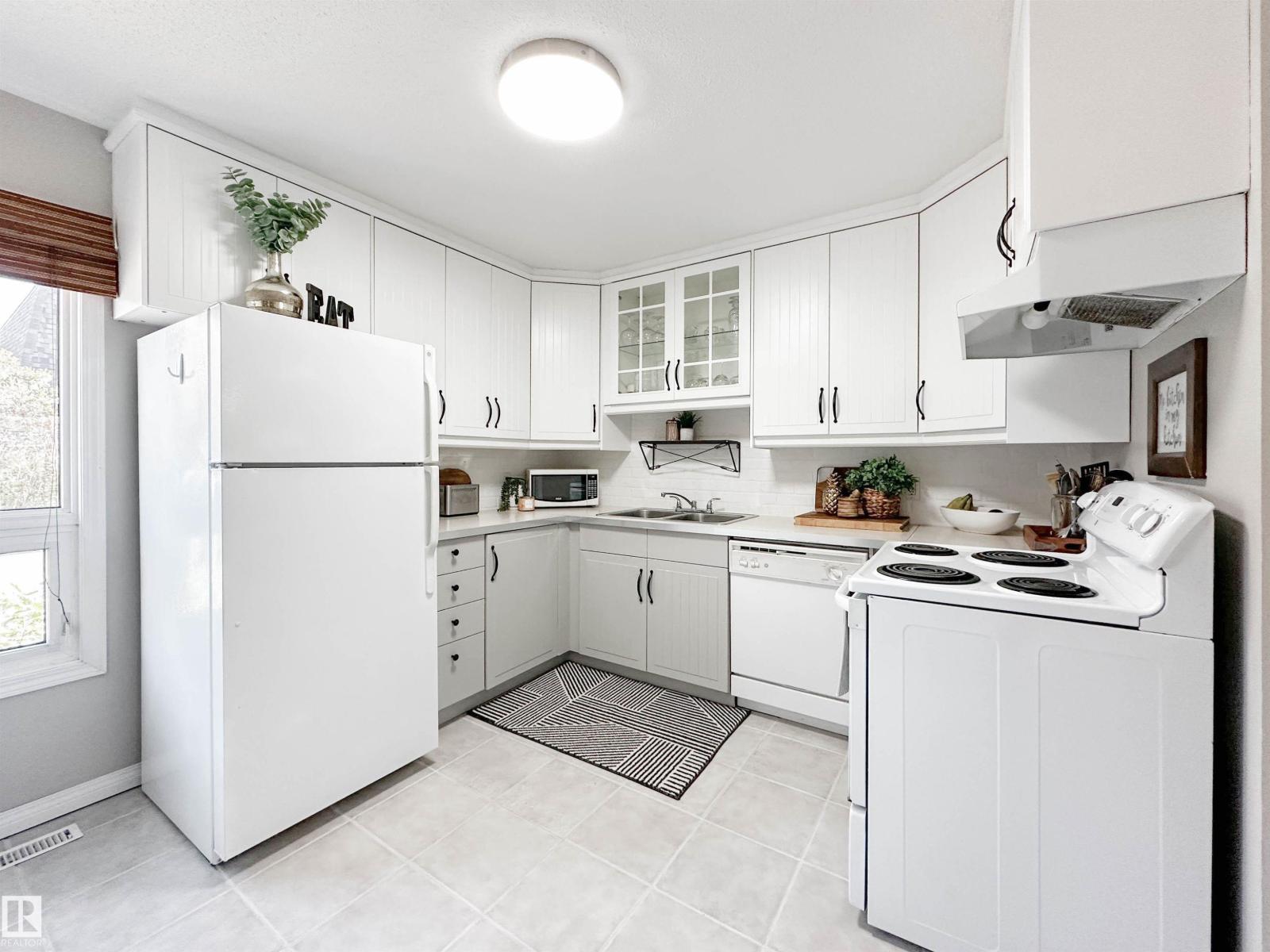 73 Greenfield Es, St. Albert, Alberta  T8N 2G2 - Photo 4 - E4463197