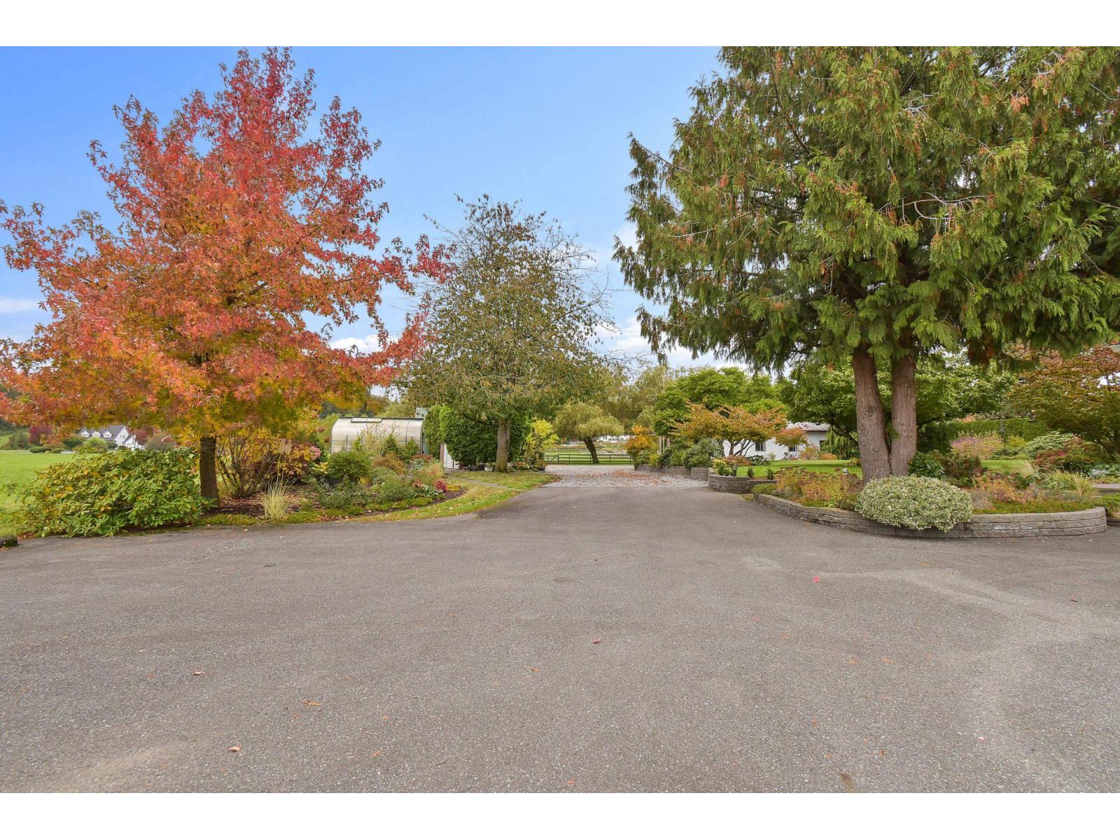 7463 216 Street, Langley, British Columbia  V2Y 2S4 - Photo 30 - R3060112