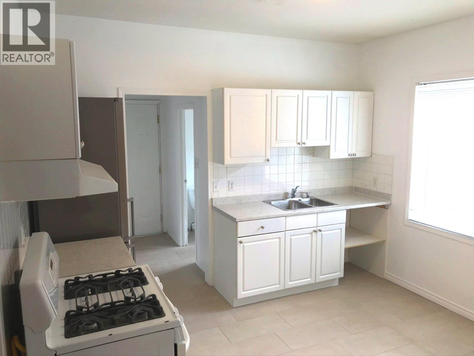 1072 E 55th Avenue, Vancouver, British Columbia  V5X 1N9 - Photo 5 - R3059993