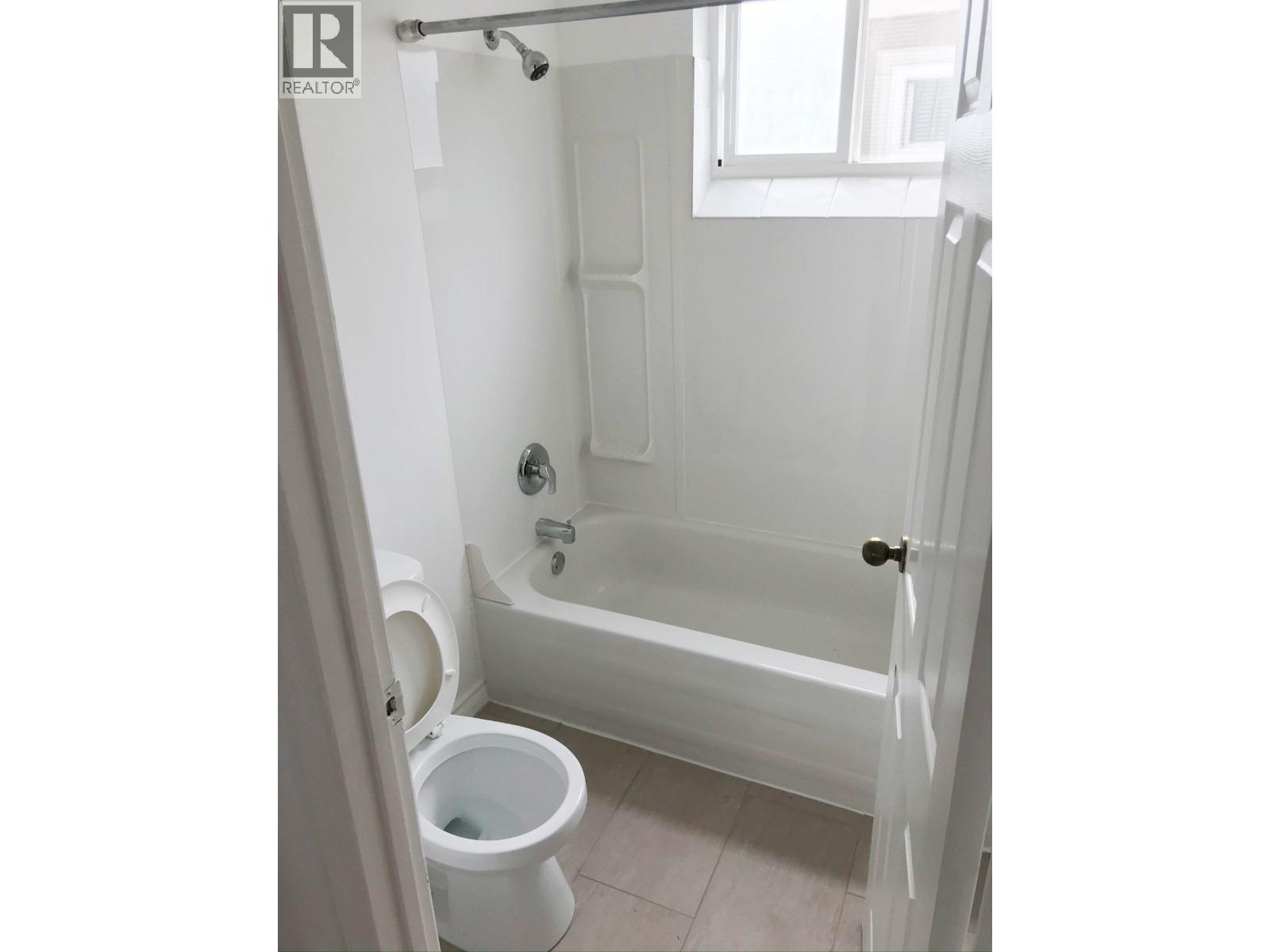 1072 E 55th Avenue, Vancouver, British Columbia  V5X 1N9 - Photo 8 - R3059993