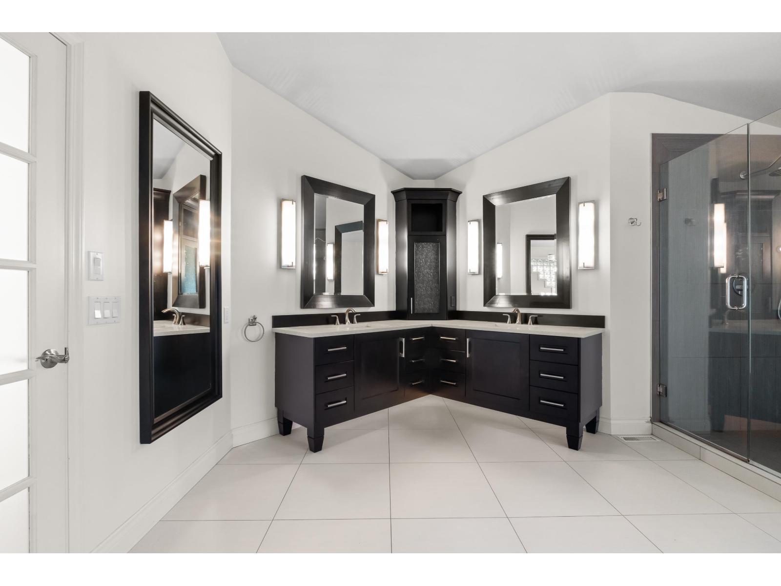 14320 29a Avenue, Surrey, British Columbia  V4P 2H6 - Photo 19 - R3061449