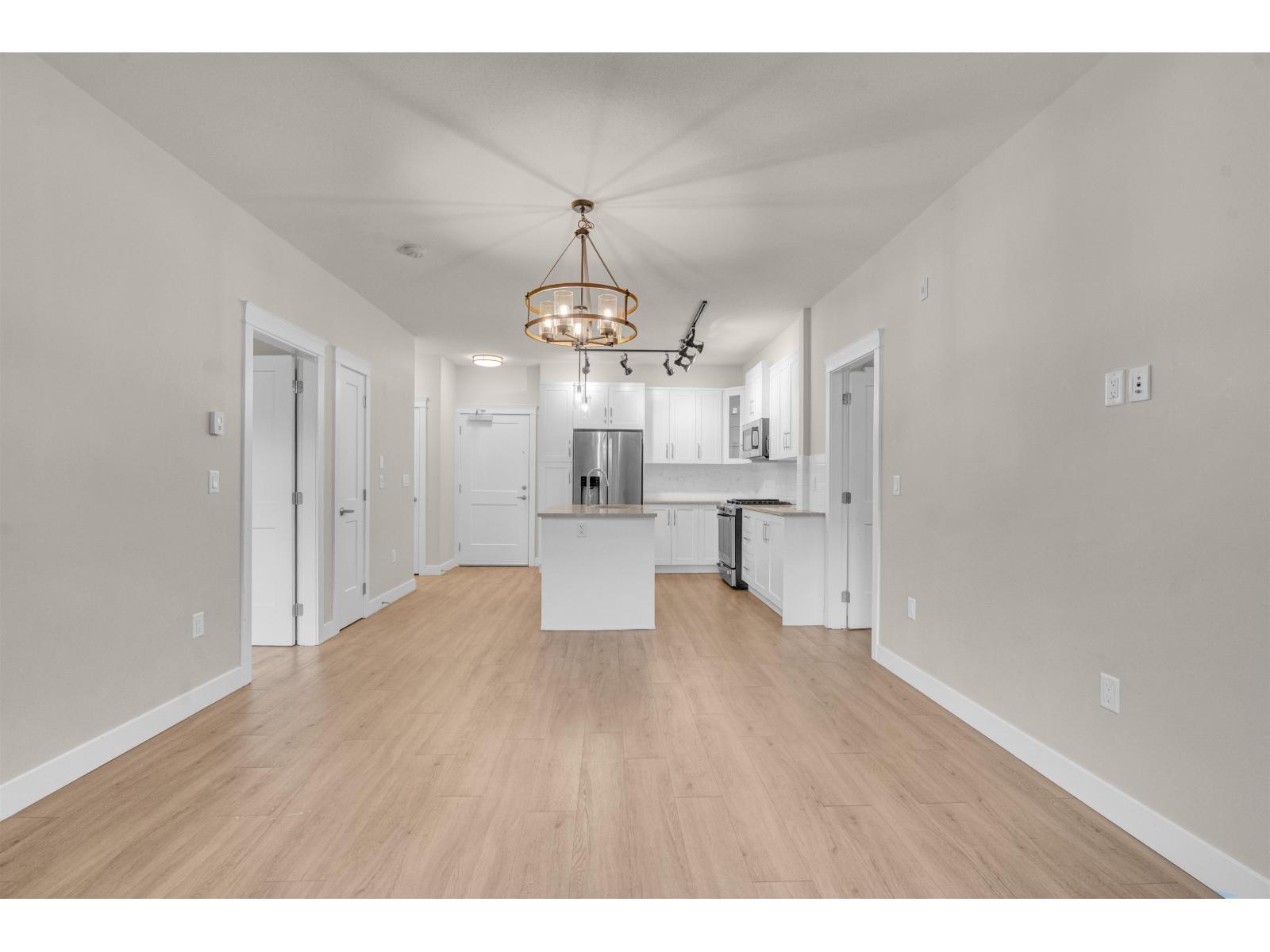 406 11077 Ravine Road, Surrey, British Columbia  V3T 0R7 - Photo 10 - R3059849