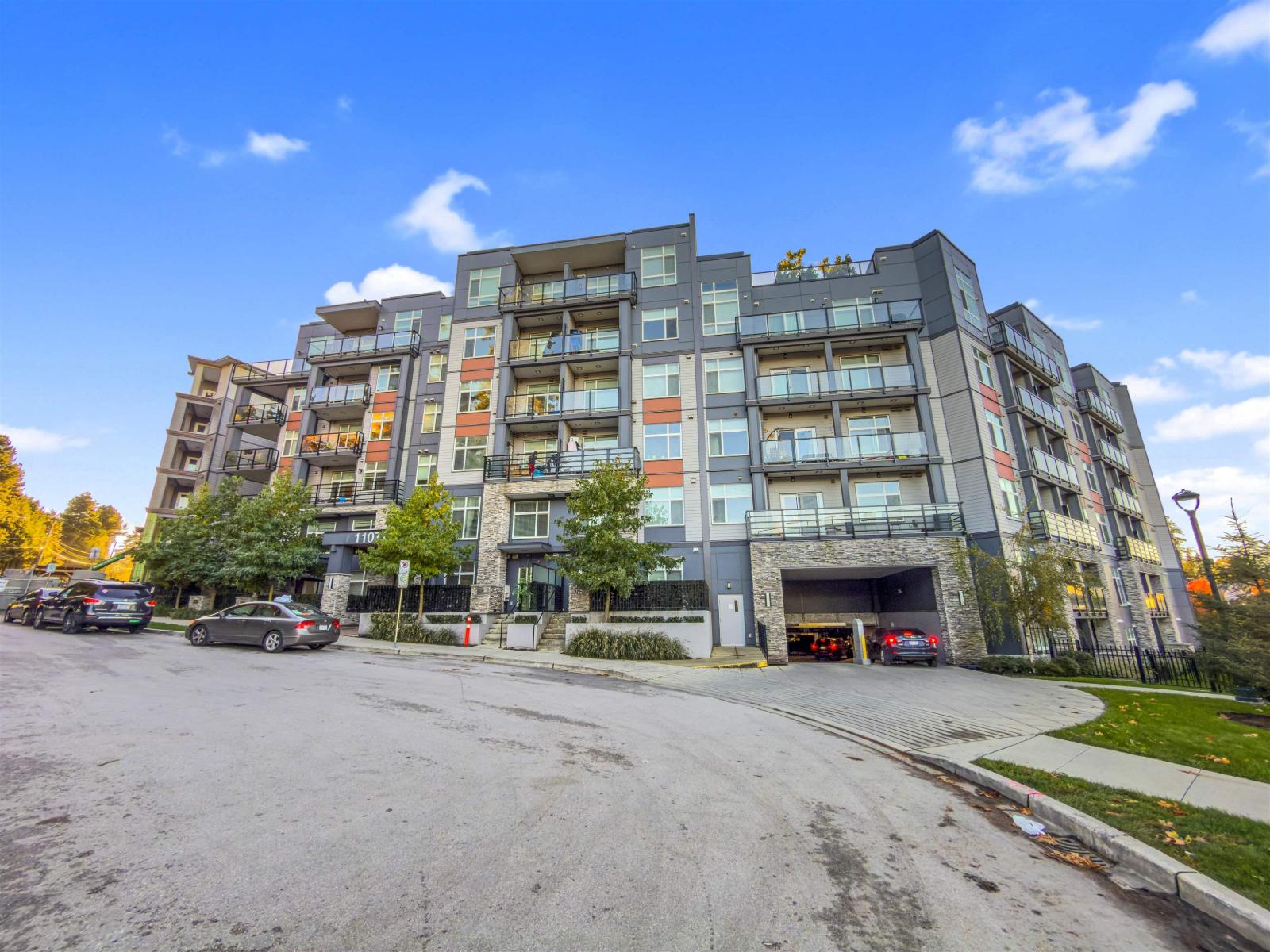 406 11077 Ravine Road, Surrey, British Columbia  V3T 0R7 - Photo 3 - R3059849