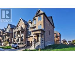 31 SELFRIDGE WAY, Whitby, Ontario