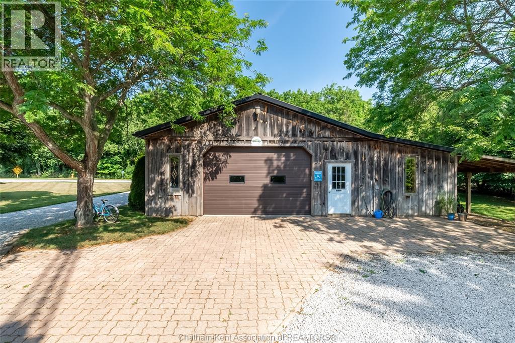 19281 Highbanks Road, Cedar Springs, Ontario  N0P 1E0 - Photo 3 - 25018343