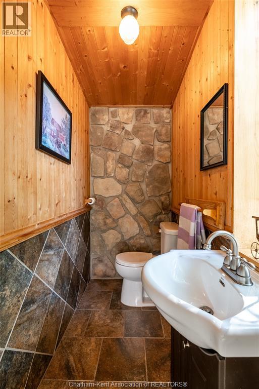 19281 Highbanks Road, Cedar Springs, Ontario  N0P 1E0 - Photo 37 - 25018343