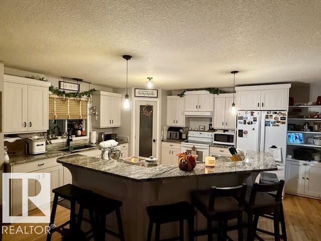 4806 51 Av, Neerlandia, Alberta  T0G 1R0 - Photo 6 - E4463230
