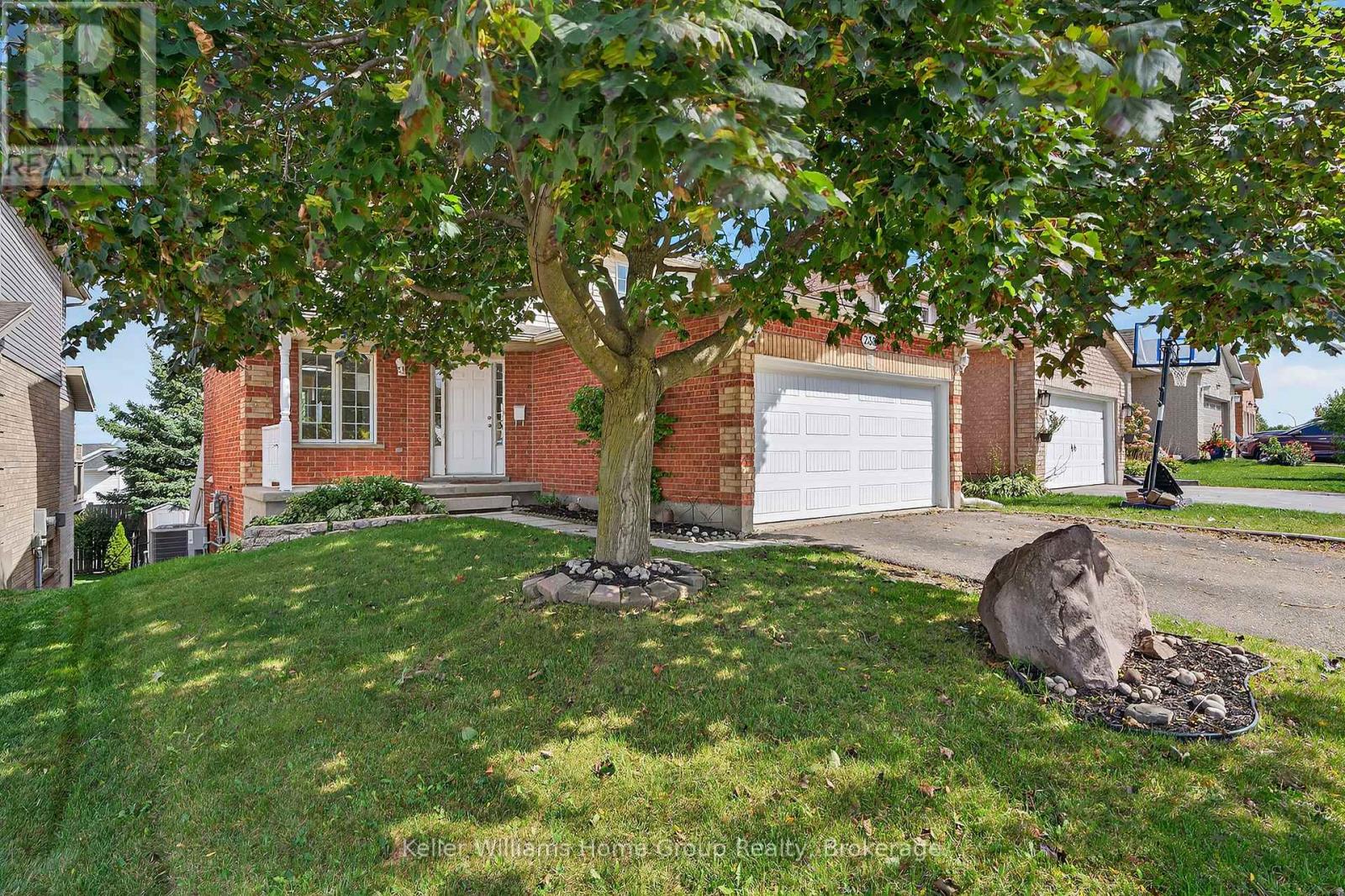 238 Briarmeadow Drive, Kitchener, Ontario  N2A 4C4 - Photo 38 - X12479157