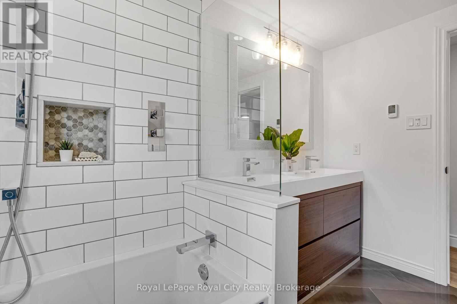31 Lambert Crescent, Guelph, Ontario  N1G 2R4 - Photo 27 - X12479218