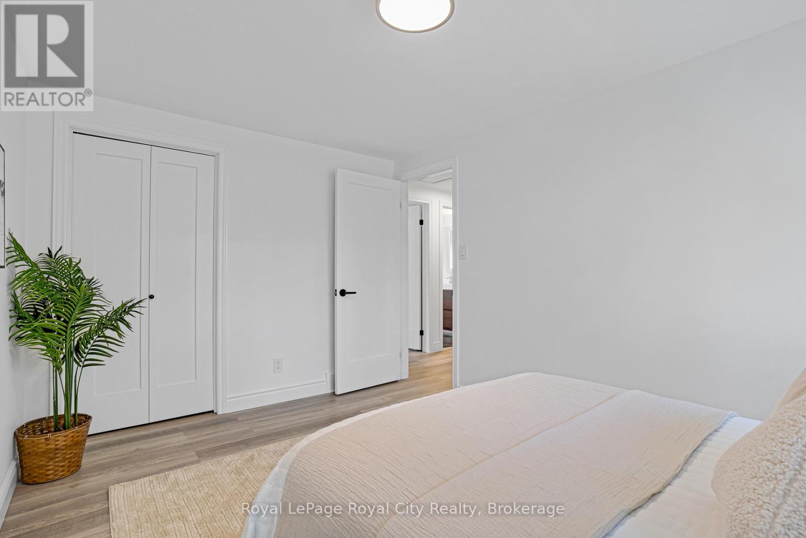 31 Lambert Crescent, Guelph, Ontario  N1G 2R4 - Photo 31 - X12479218