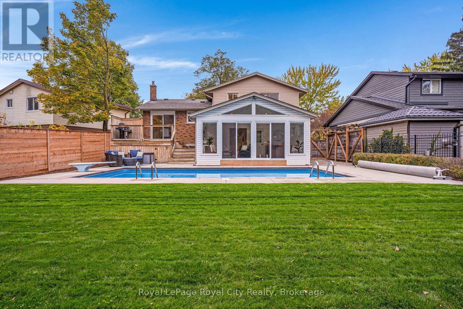 31 Lambert Crescent, Guelph, Ontario  N1G 2R4 - Photo 49 - X12479218