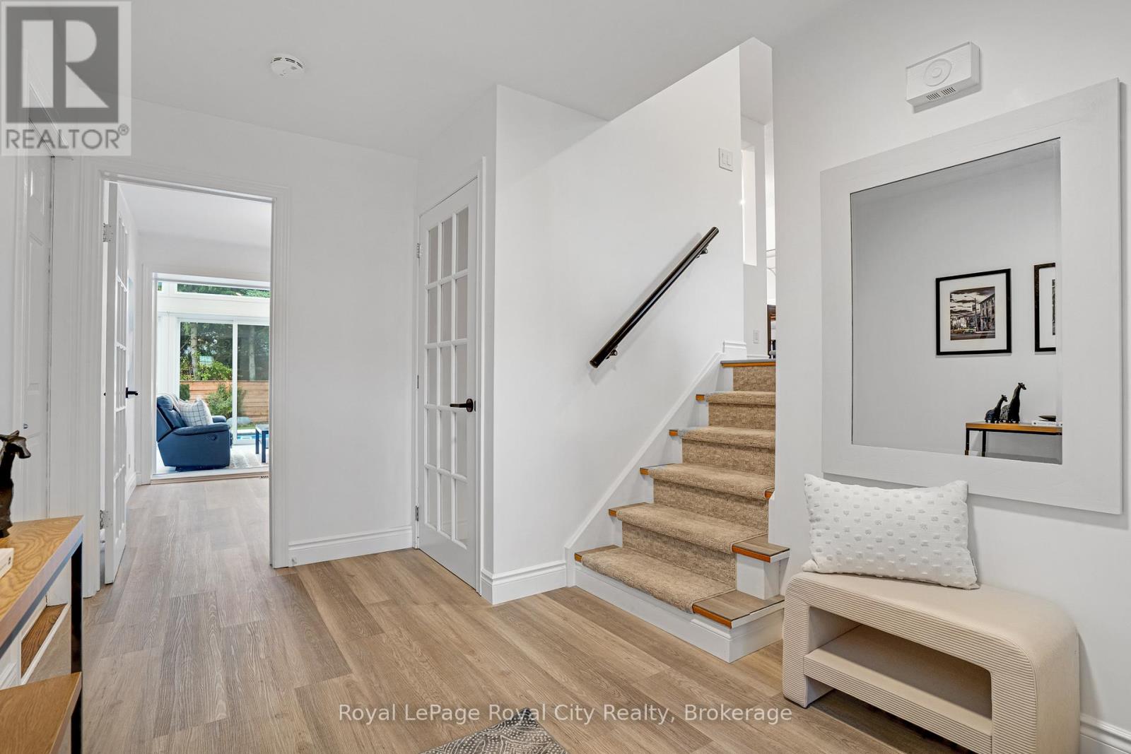 31 Lambert Crescent, Guelph, Ontario  N1G 2R4 - Photo 7 - X12479218