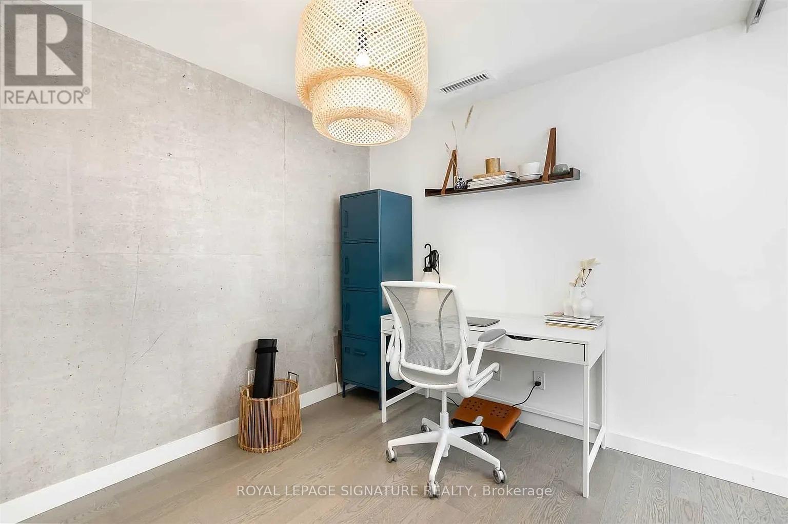 1505 - 111 Bathurst Street, Toronto (Waterfront Communities), Ontario  M5V 0M9 - Photo 12 - C12479071
