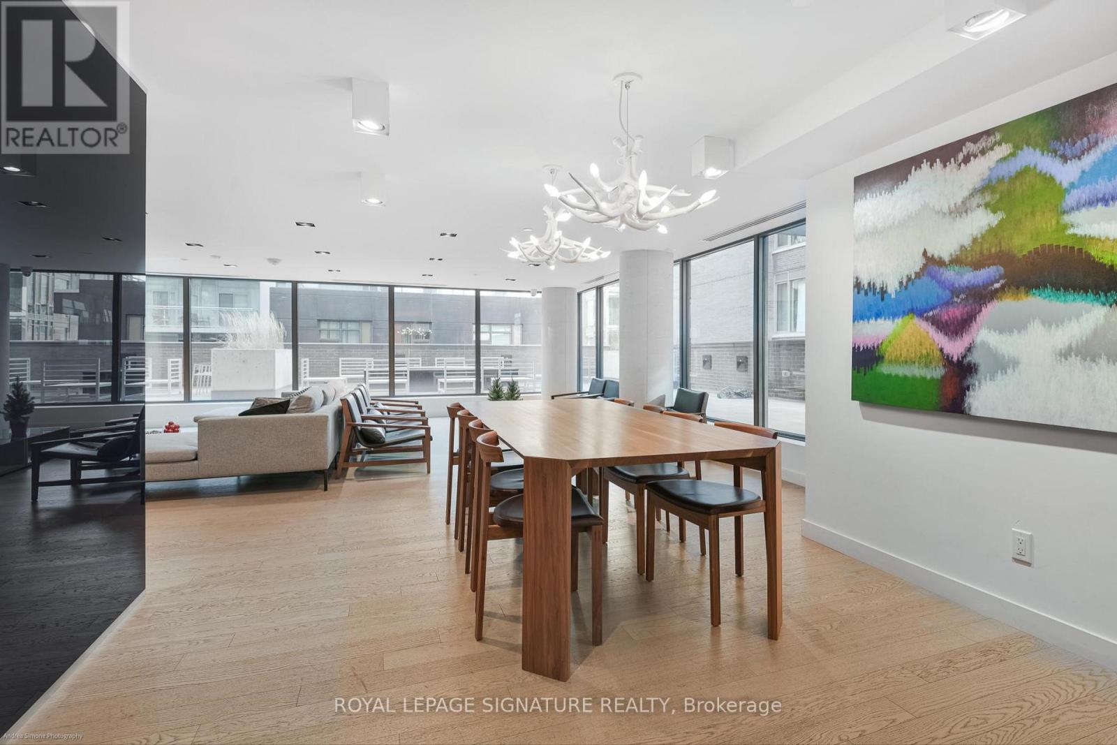 1505 - 111 Bathurst Street, Toronto (Waterfront Communities), Ontario  M5V 0M9 - Photo 18 - C12479071