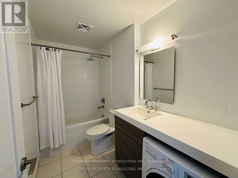 3404 - 318 Richmond Street W, Toronto, Ontario  M5V 1X2 - Photo 4 - C12479109