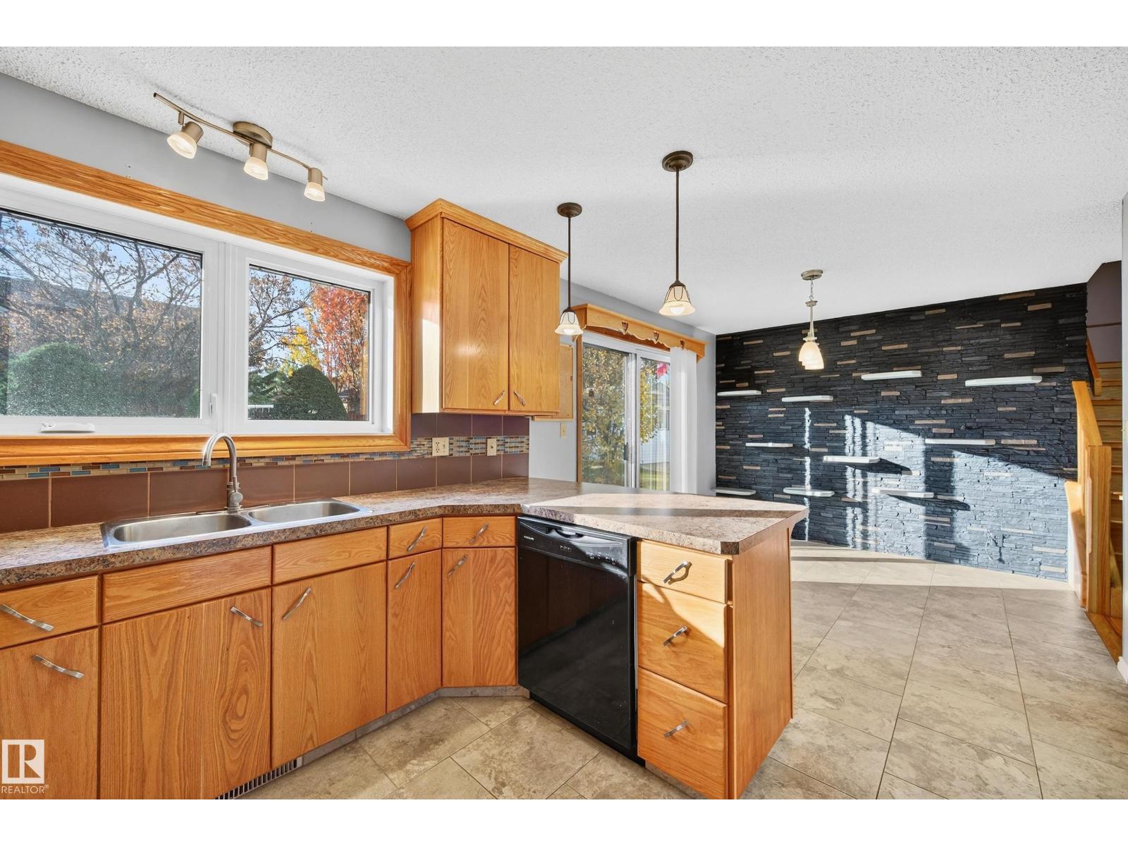 3917 43 Av, Leduc, Alberta  T9E 4V6 - Photo 25 - E4463248