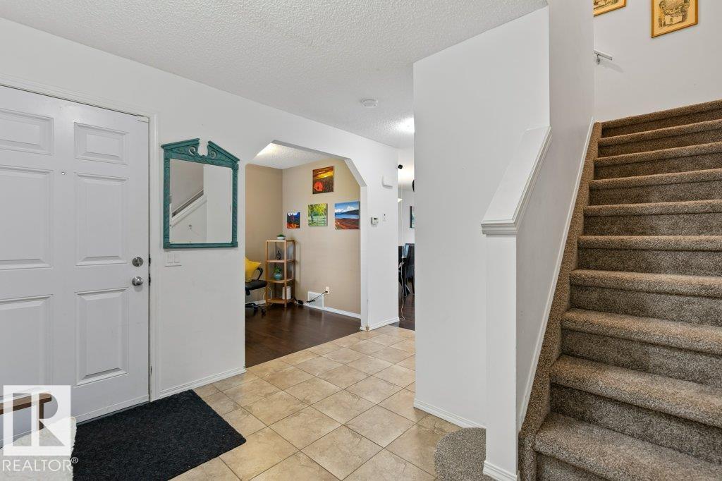 17137 125 St Nw, Edmonton, Alberta  T5X 0E7 - Photo 3 - E4463250