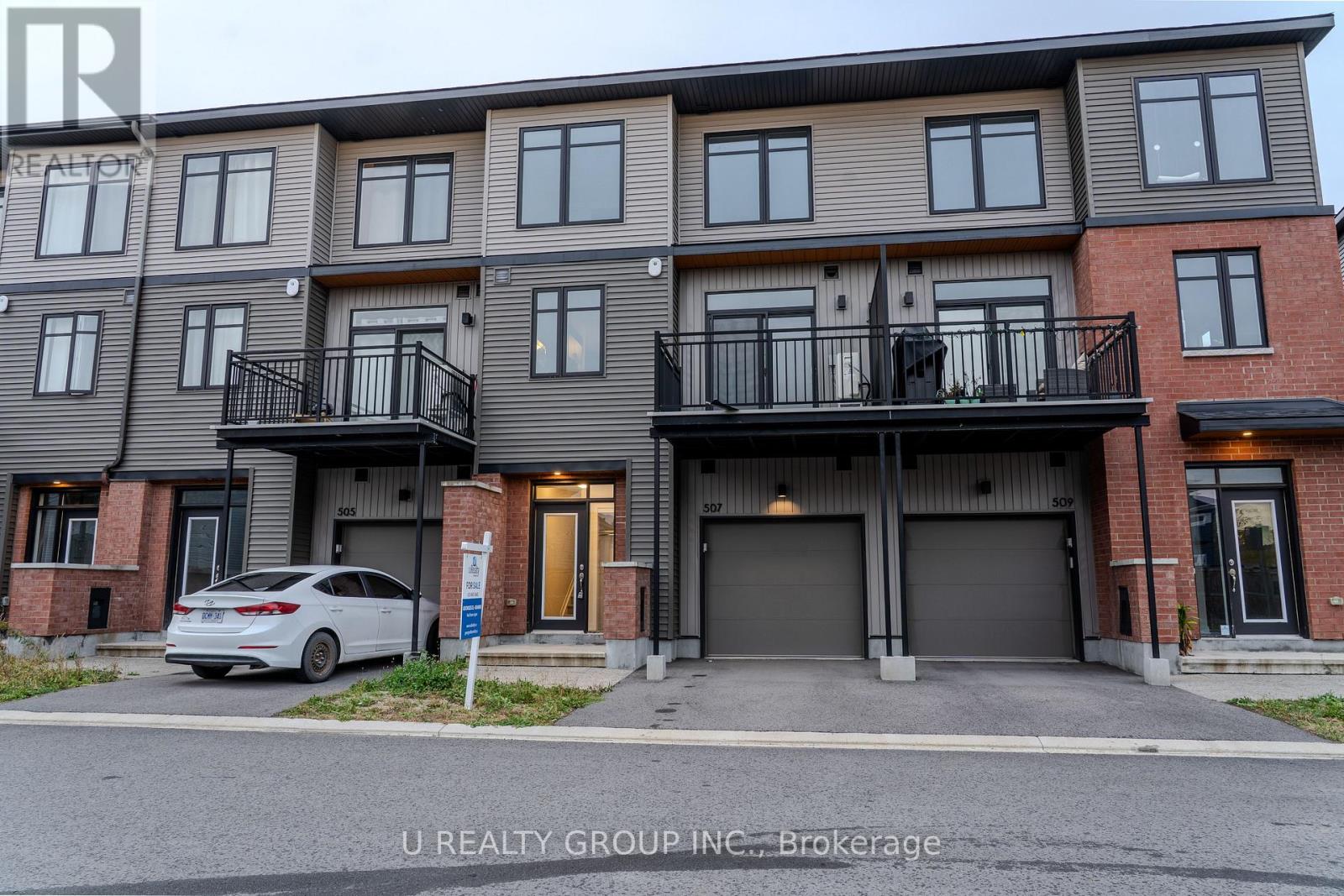 507 LOURMARIN PVT PRIVATE N, Ottawa, Ontario