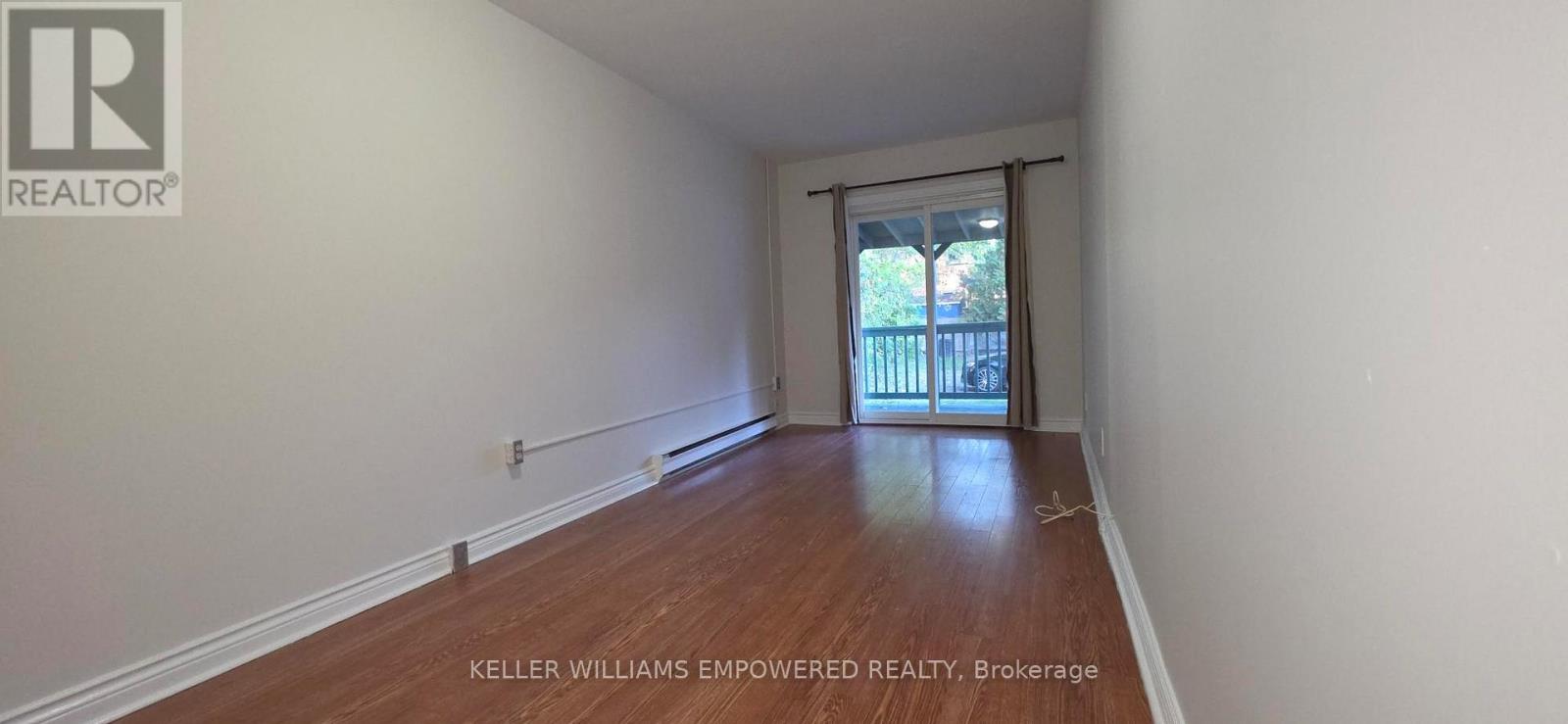 Main Floor - 89 Centre Street E, Richmond Hill, Ontario  L4C 1A3 - Photo 6 - N12438063