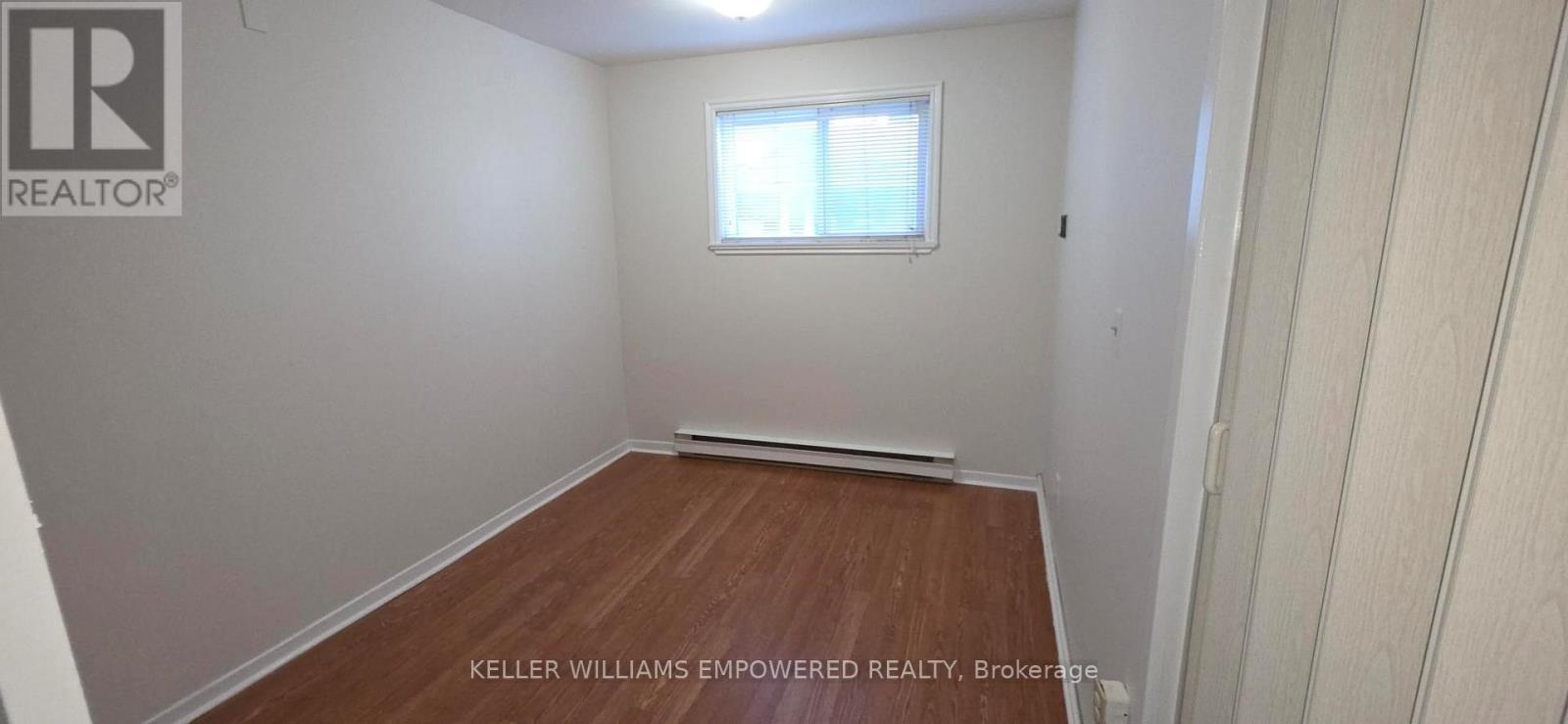 Main Floor - 89 Centre Street E, Richmond Hill, Ontario  L4C 1A3 - Photo 8 - N12438063