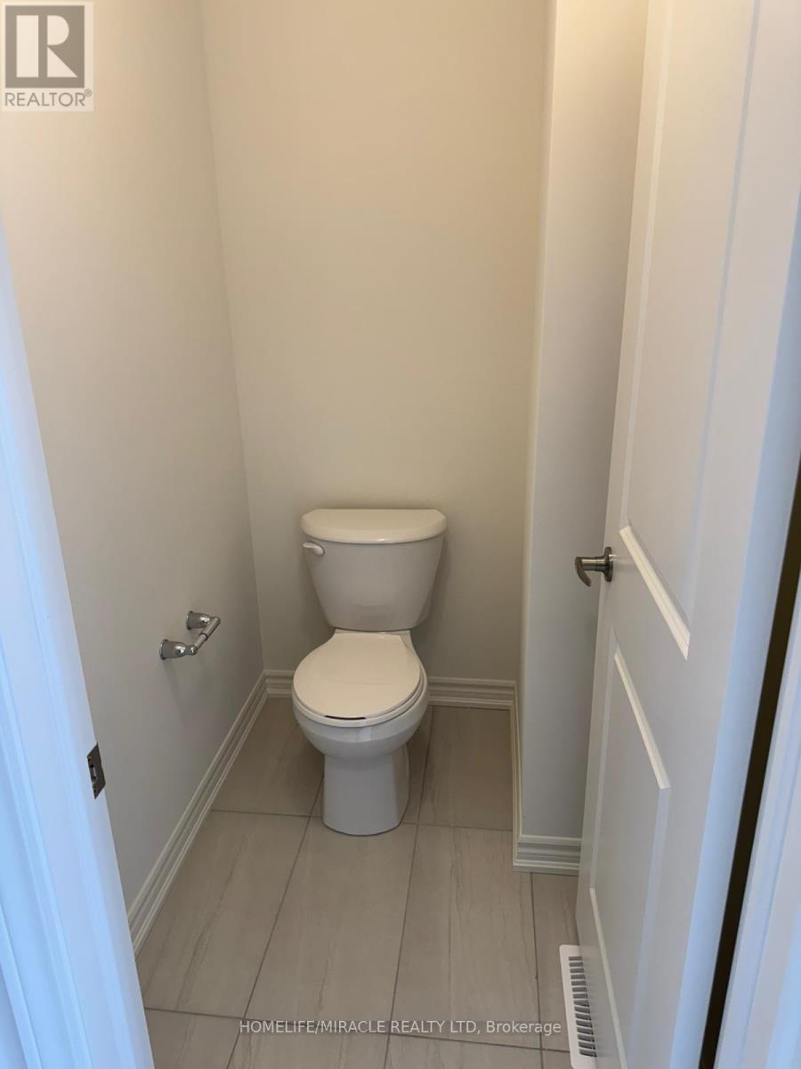 11 Cranes Heights, Adjala-Tosorontio (Colgan), Ontario  L0G 1W0 - Photo 24 - N12478357