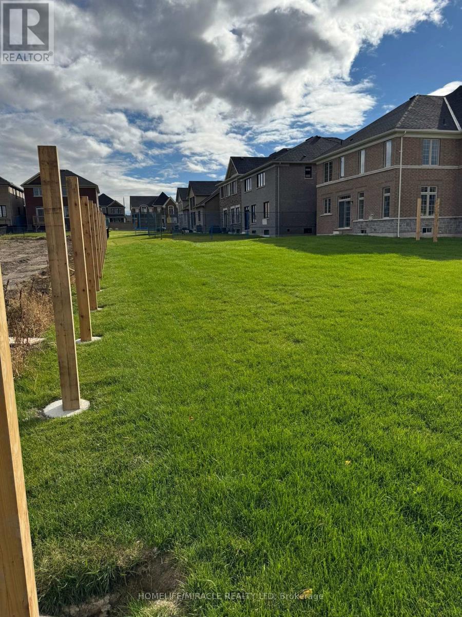11 Cranes Heights, Adjala-Tosorontio (Colgan), Ontario  L0G 1W0 - Photo 29 - N12478357