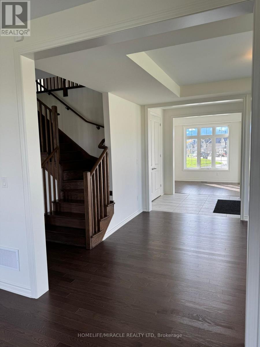 11 Cranes Heights, Adjala-Tosorontio (Colgan), Ontario  L0G 1W0 - Photo 8 - N12478357