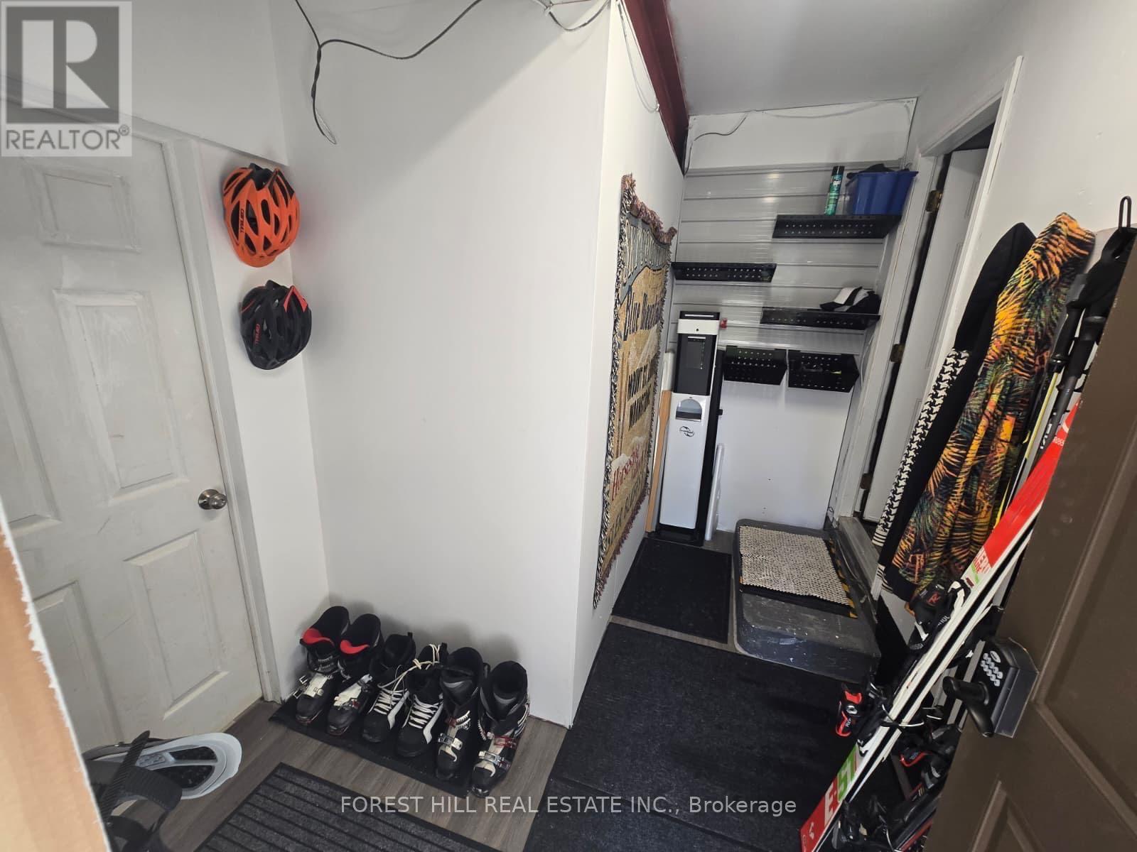 216 Timmons Street, Blue Mountains, Ontario  L9Y 0L2 - Photo 17 - X12418421