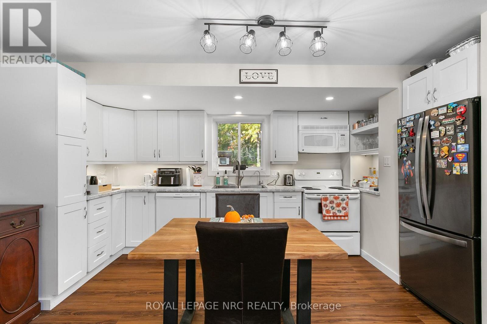 327 Maple Leaf Avenue N, Fort Erie, Ontario  L0S 1N0 - Photo 17 - X12479133