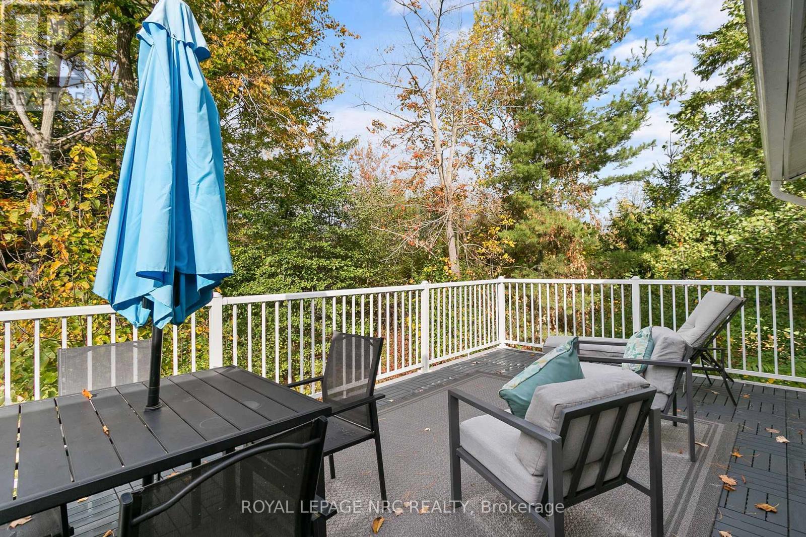 327 Maple Leaf Avenue N, Fort Erie, Ontario  L0S 1N0 - Photo 22 - X12479133