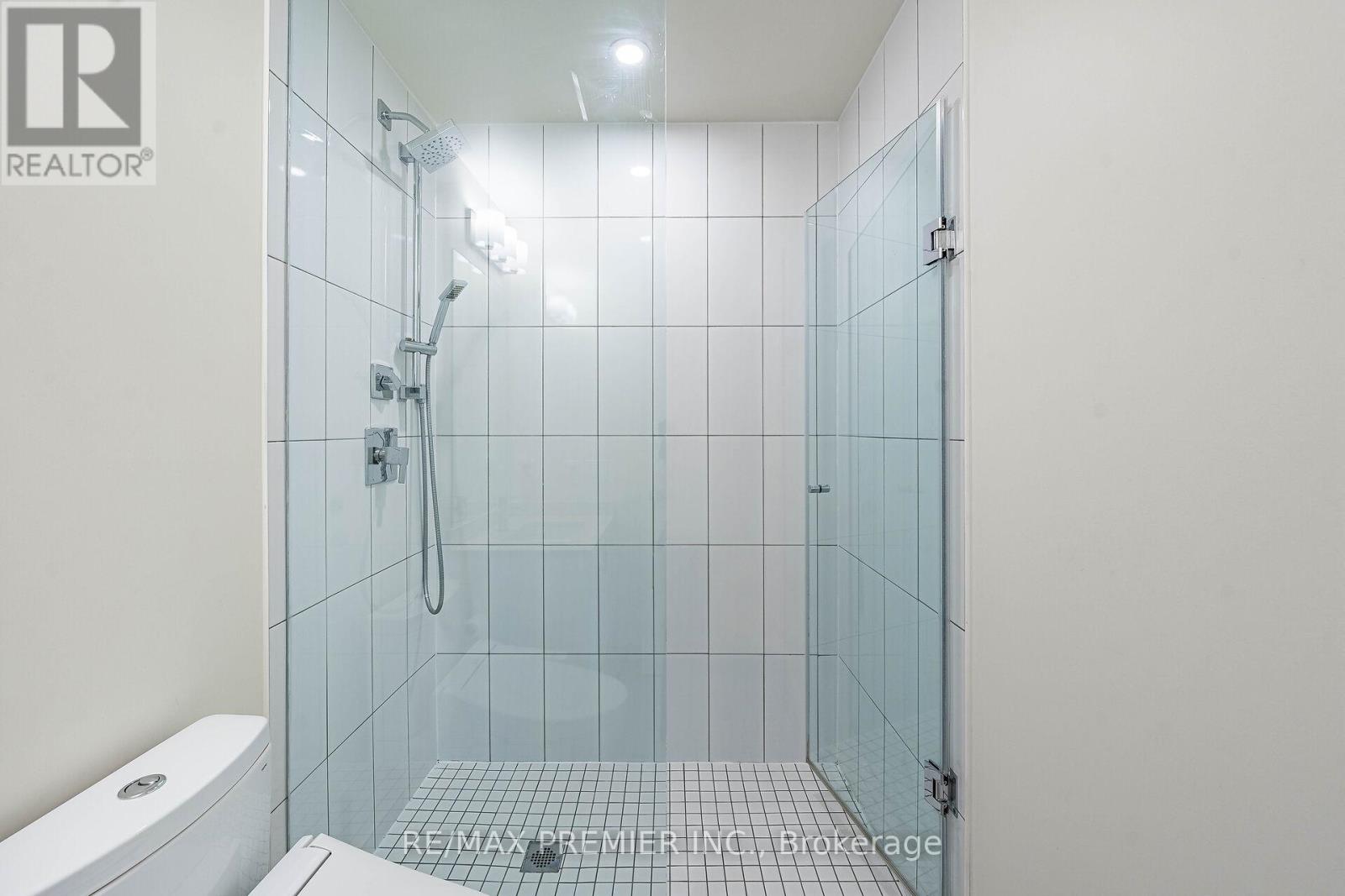 215 - 9000 Jane Street, Vaughan, Ontario  L4K 0M6 - Photo 17 - N12479060