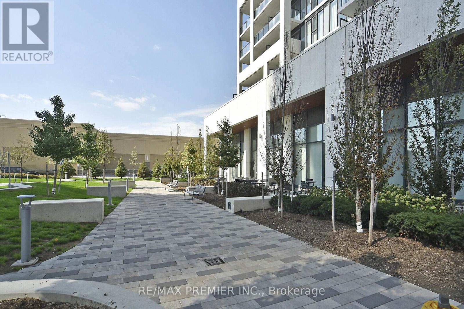 215 - 9000 Jane Street, Vaughan, Ontario  L4K 0M6 - Photo 33 - N12479060