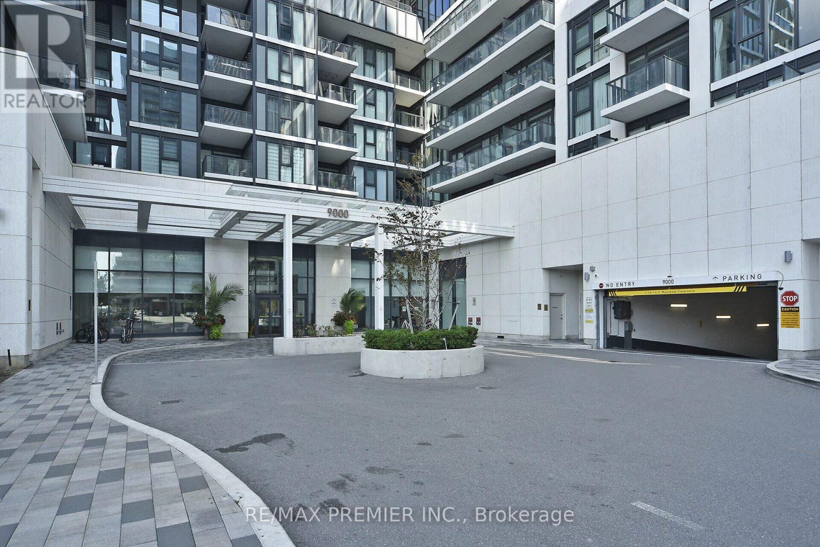 215 - 9000 Jane Street, Vaughan, Ontario  L4K 0M6 - Photo 4 - N12479060
