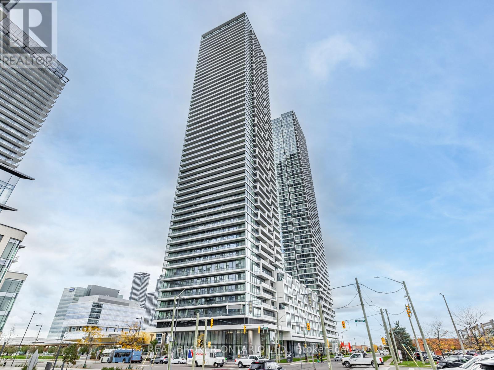 2501 - 950 PORTAGE PARKWAY, Vaughan, Ontario