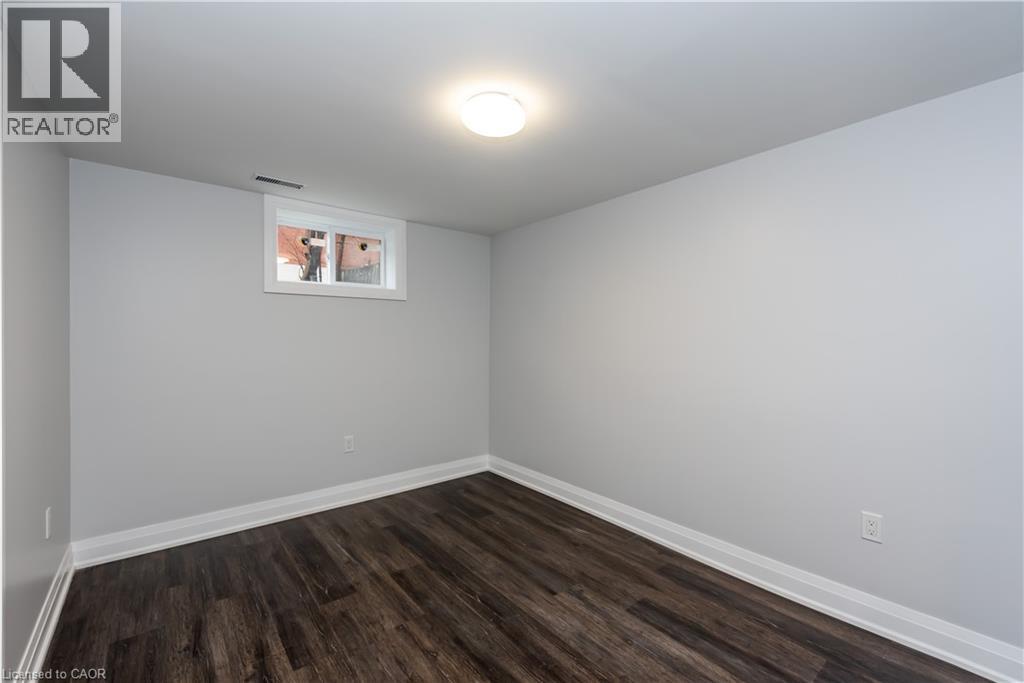 418 East 25th Street Unit# Basement, Hamilton, Ontario  L8V 3B3 - Photo 10 - 40781770