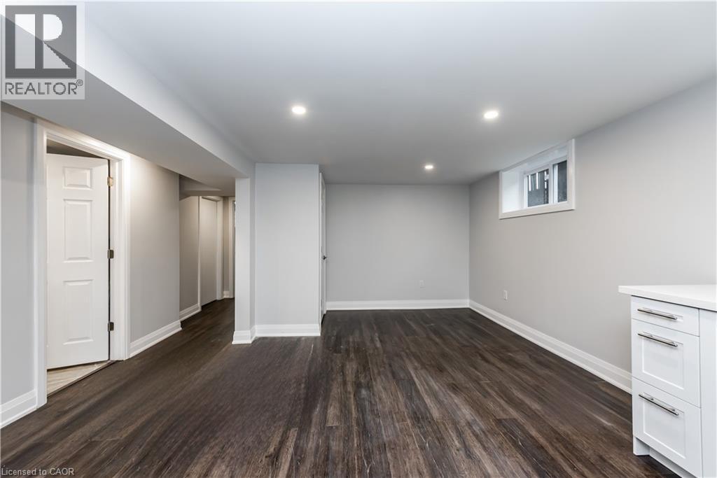 418 East 25th Street Unit# Basement, Hamilton, Ontario  L8V 3B3 - Photo 6 - 40781770