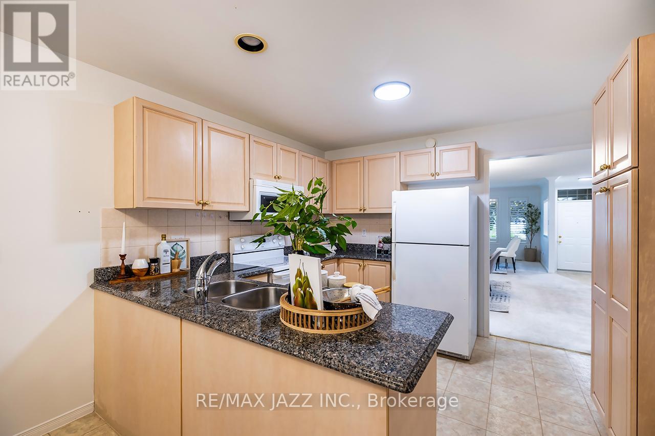 875 Beatrice Street E, Oshawa, Ontario  L1K 2H8 - Photo 14 - E12479170